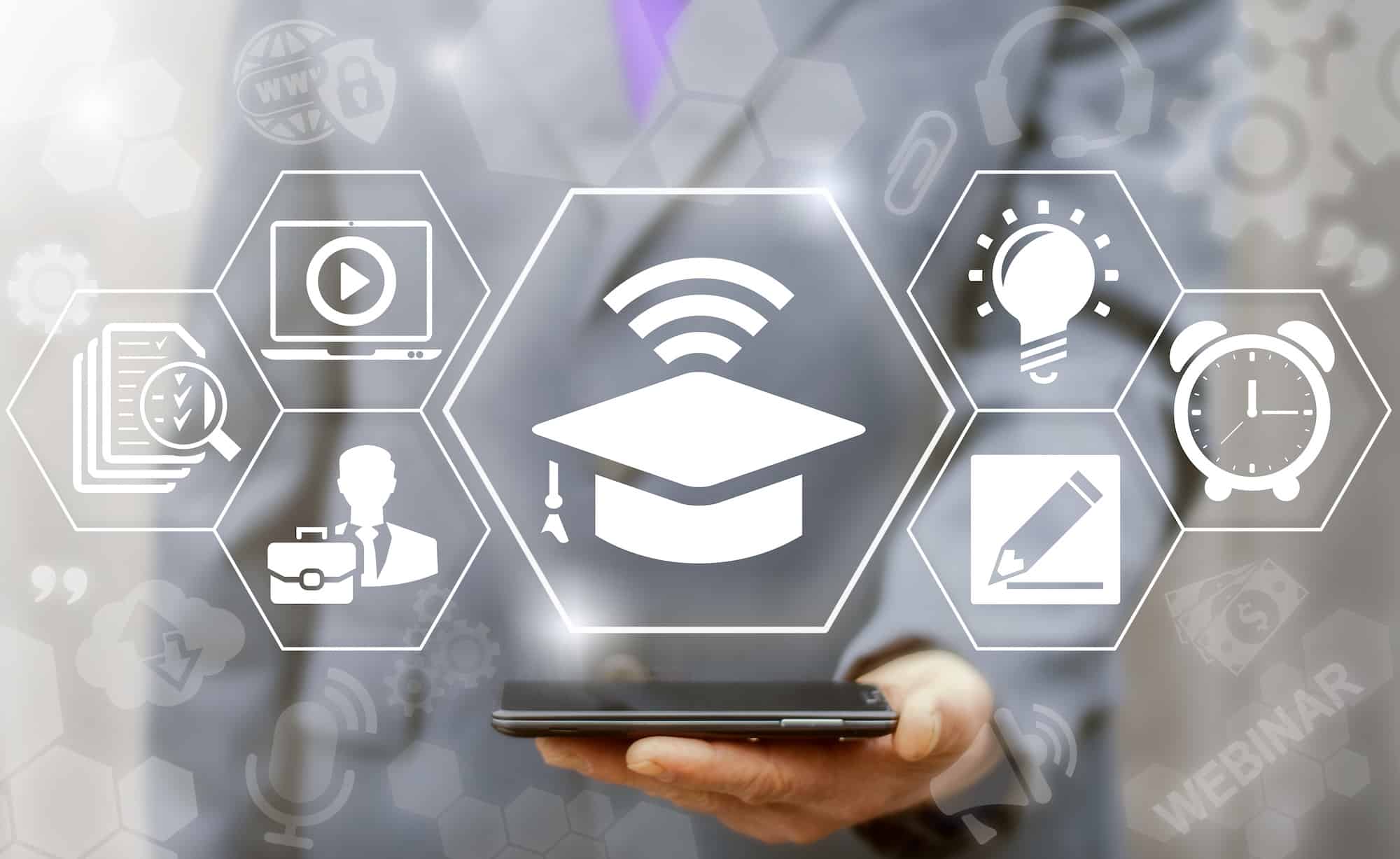 Concept de formation numérique avec icônes de e-learning, webinaires et innovation